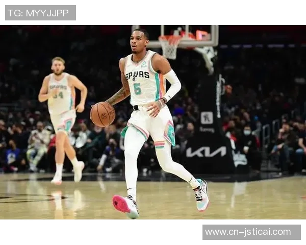 德章泰穆雷如何在NBA赛场上展现个人魅力与团队价值
